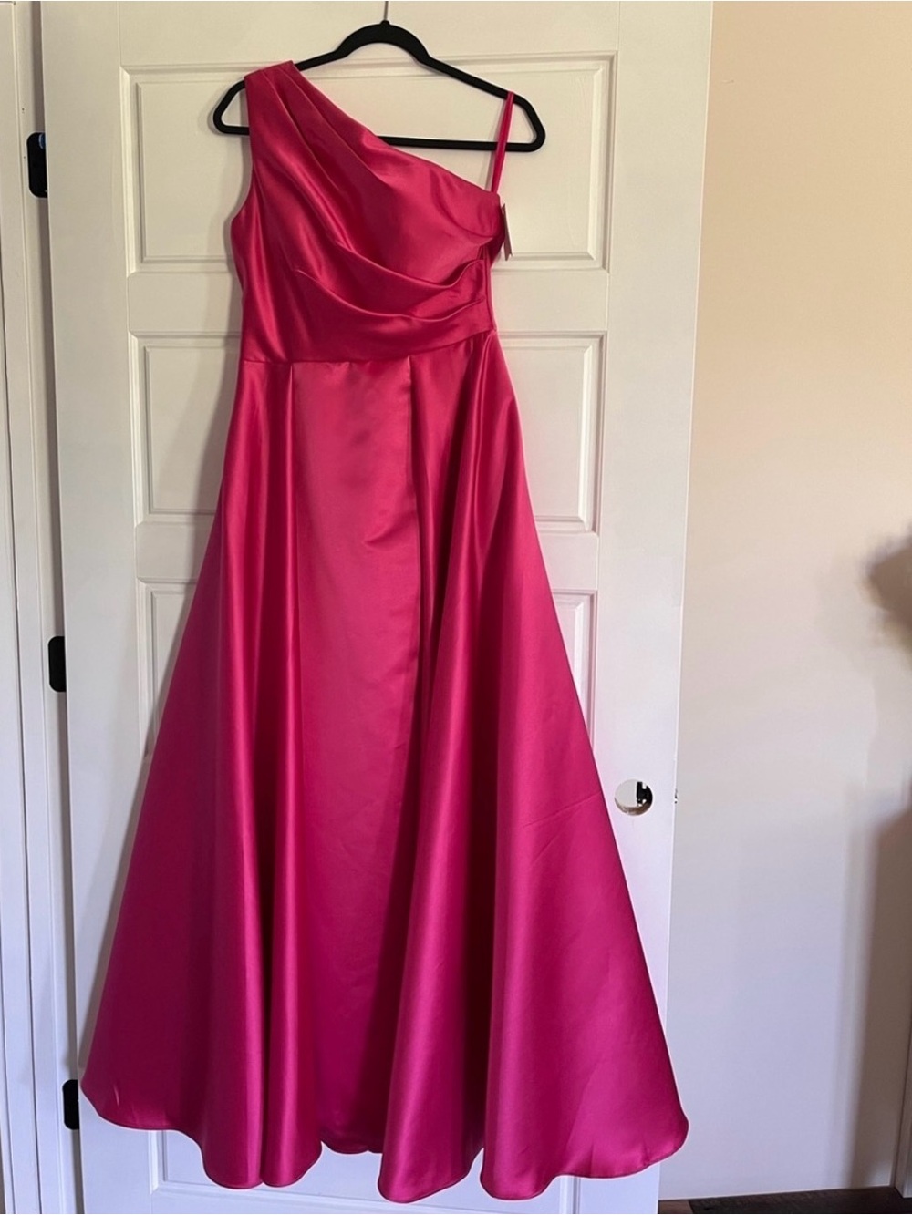 One-Shoulder Hot Pink Satin Evening Gown